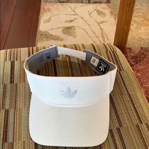Adidas visor
